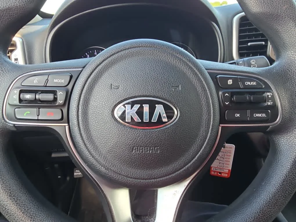 Used 2017 Hyper Red Kia LX image 11