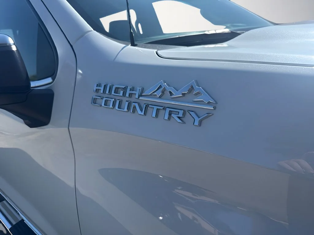 New 2026 White Chevrolet High Country image 41