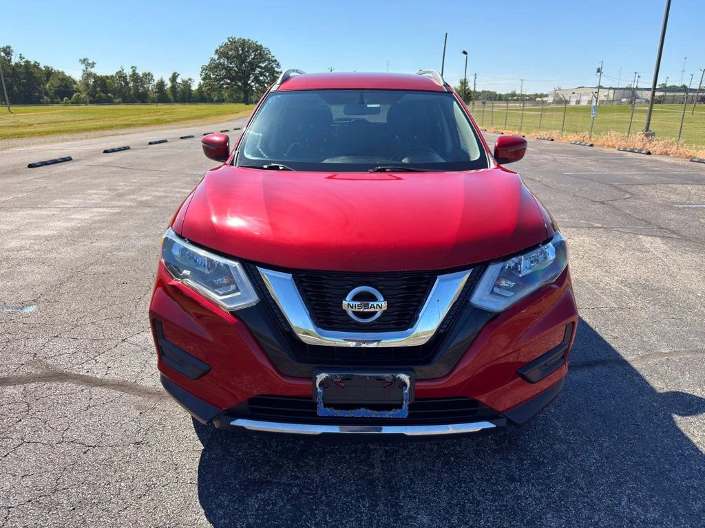 Used 2017 Red Nissan SV image 17