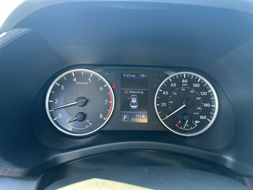 Used 2024 White Nissan S image 21