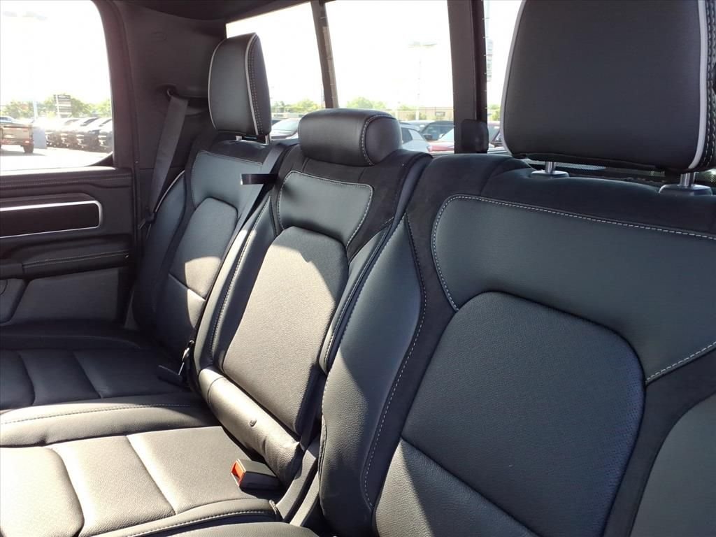 New 2026 Serrano-Green Metallic Exterior Paint RAM Laramie image 13