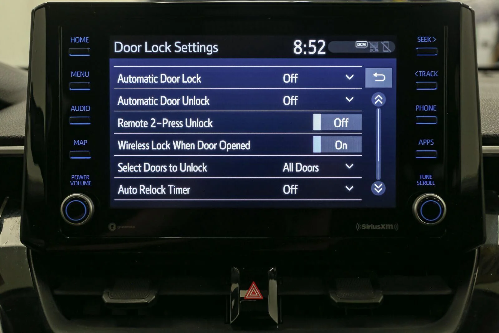 Used 2022 Wind Chill Pearl Toyota LE image 30