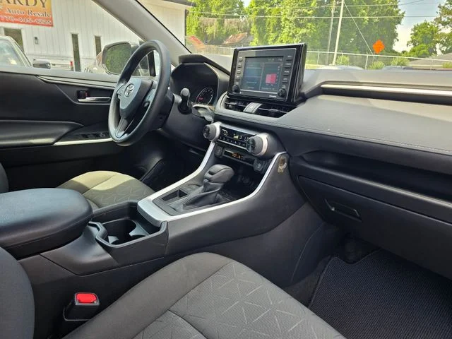 Used 2021 Gray Toyota XLE image 22