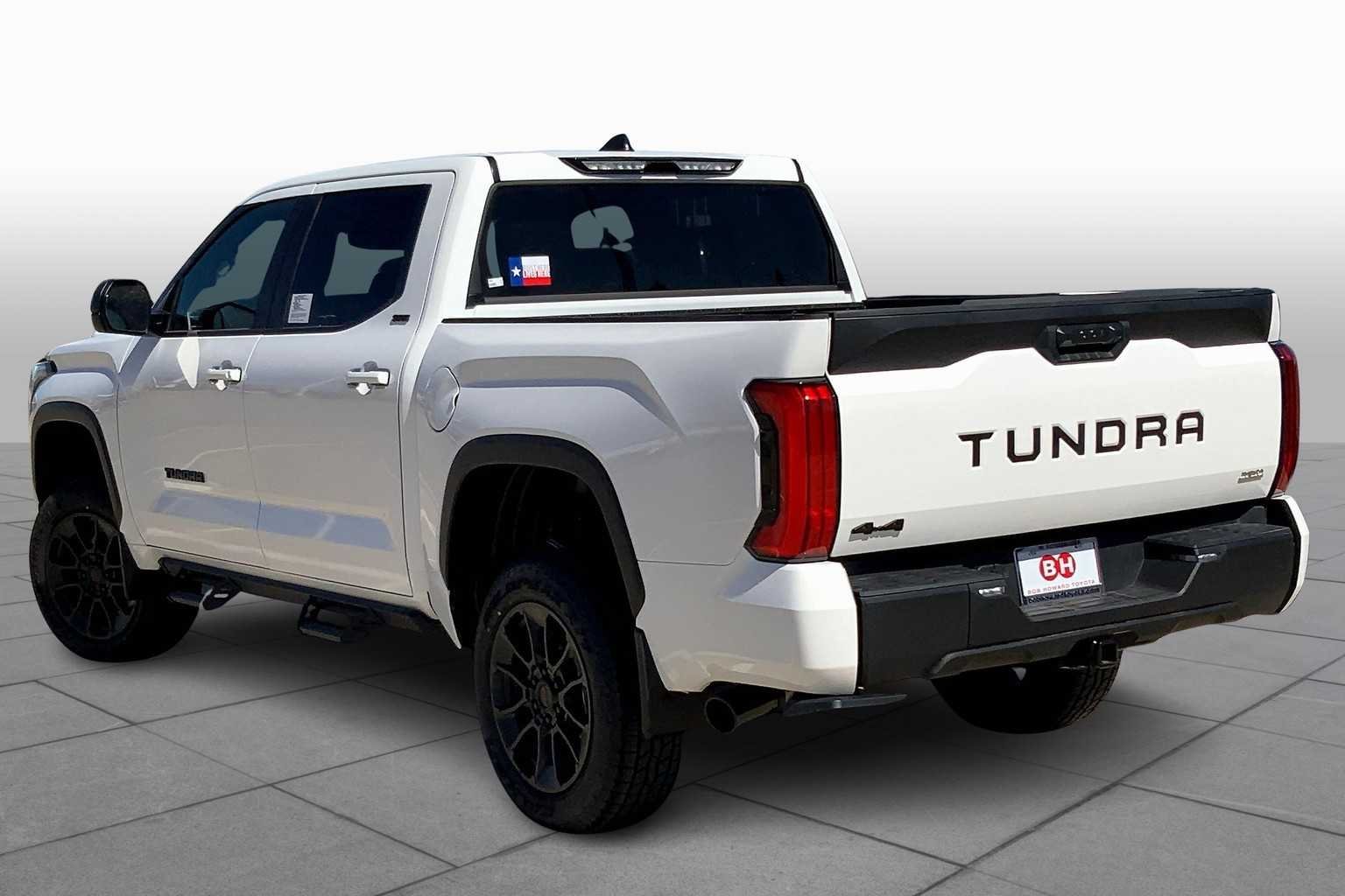 2025 Toyota Tundra SR5 - Photo 11
