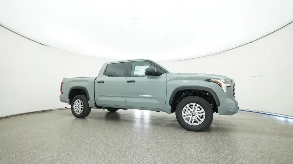 2025 Toyota Tundra SR5 - Photo 14