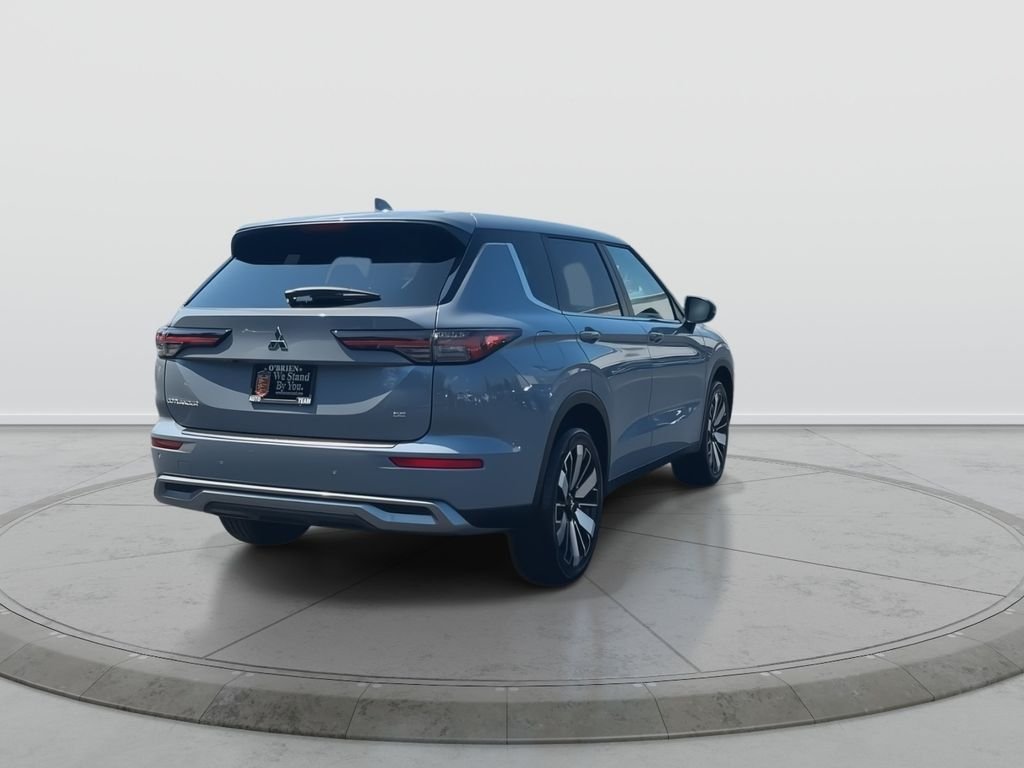 New 2026 MOONSTONE GRY M Mitsubishi SE image 6