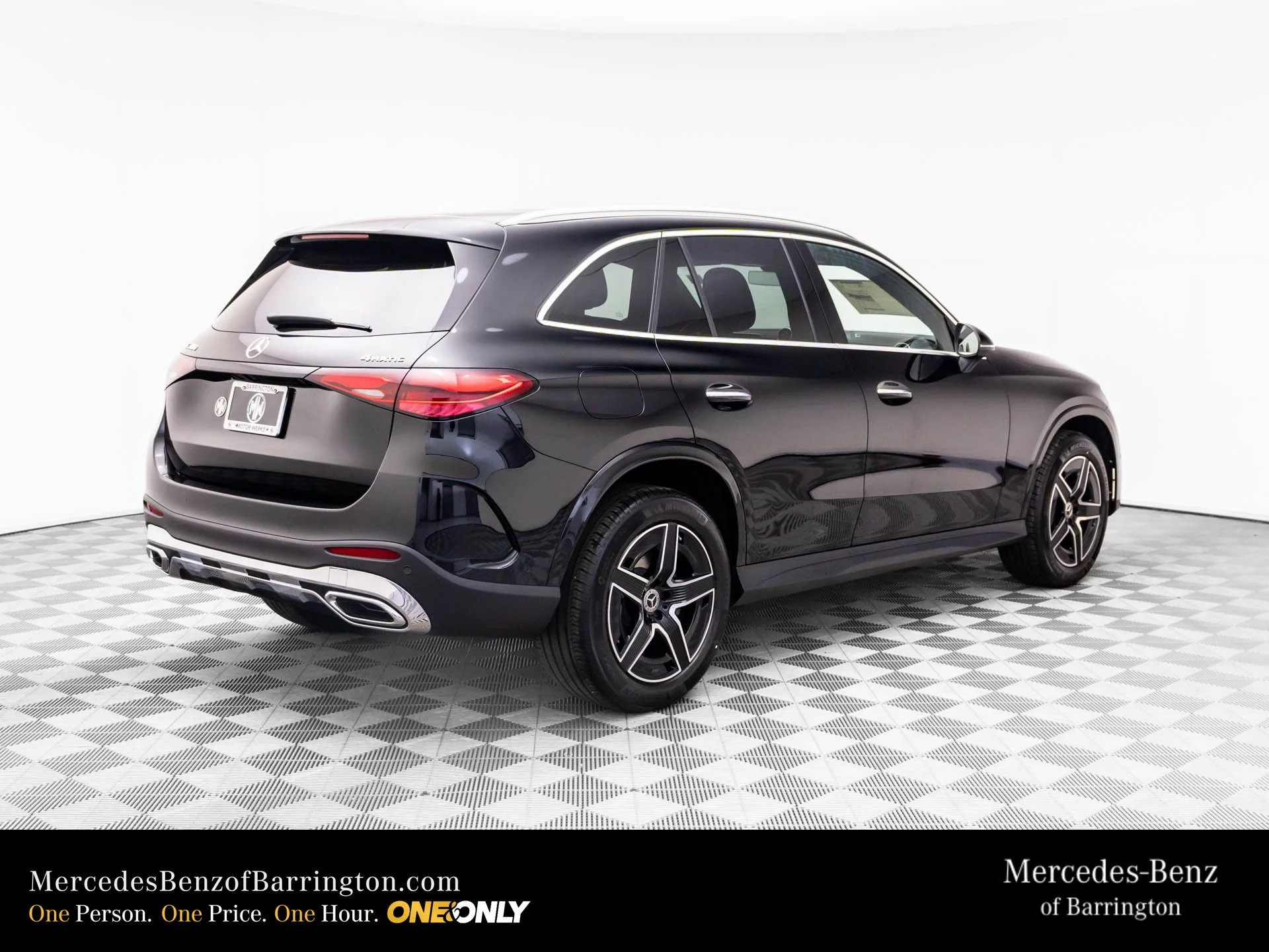 New 2026 Black Mercedes-Benz GLC 300 image 6