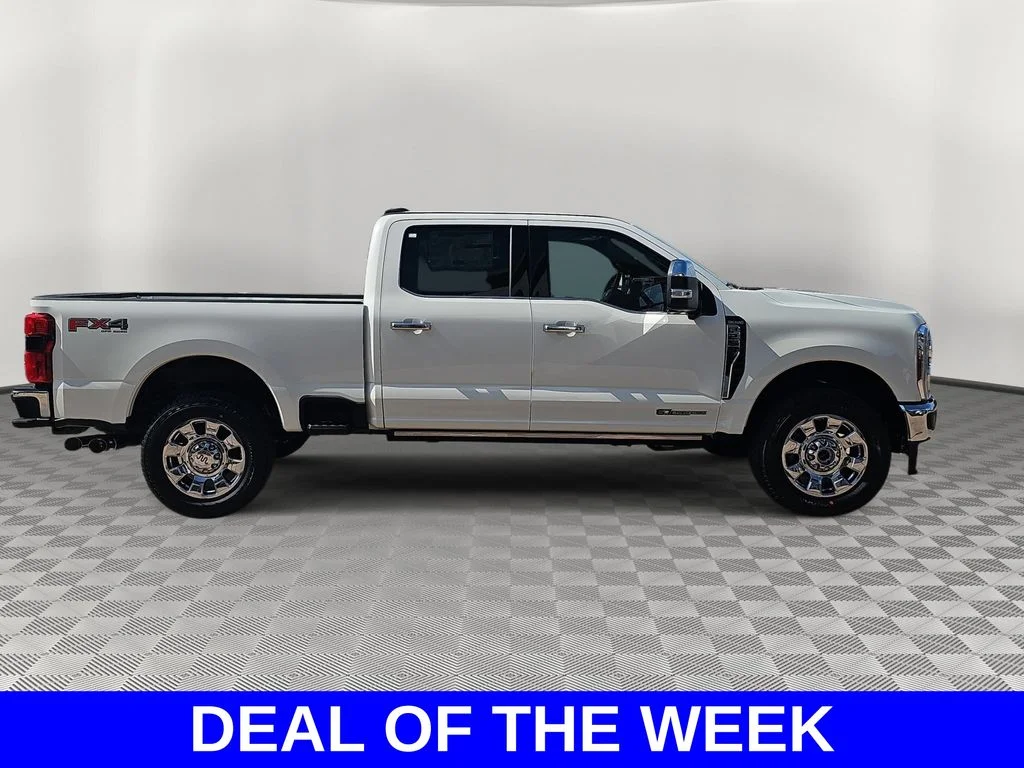 New 2026 Star White Metallic Tri-Coat Ford F-250® King Ranch® image 2