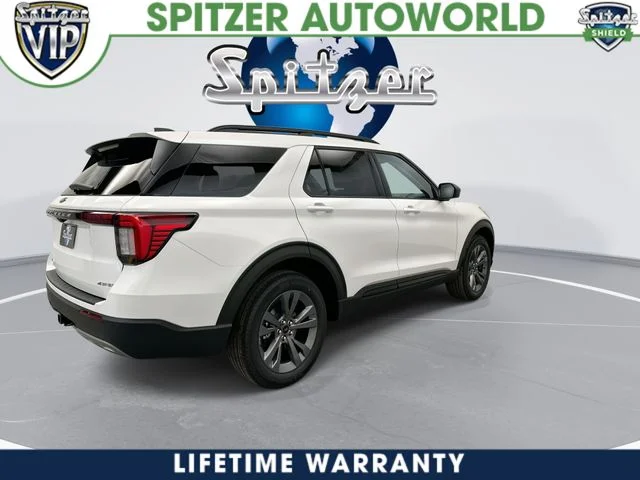 New 2026 Star White Metallic Tri-Coat Ford Active image 9