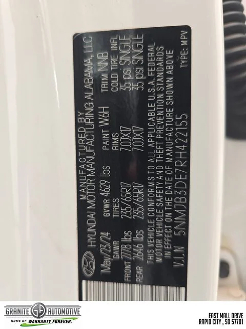 Used 2024 White Hyundai SEL image 30