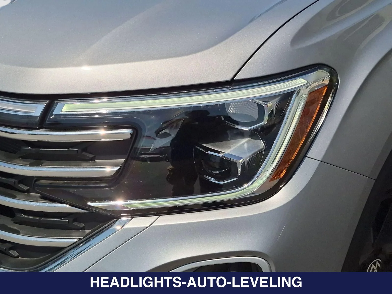 2026 Volkswagen Atlas SE w/Tech - Photo 10