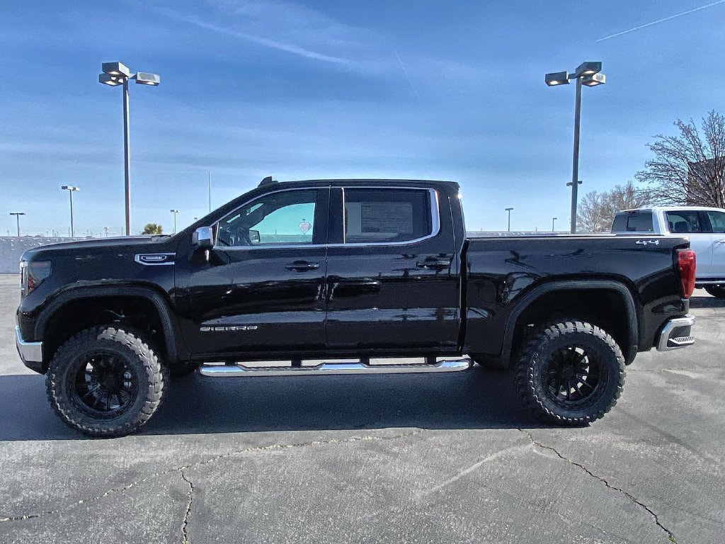 2026 GMC Sierra 1500 SLE - Photo 10