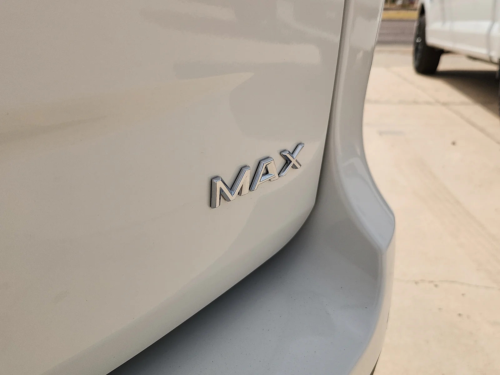 New 2027 Star White Metallic Tri-Coat Ford MAX Active image 11