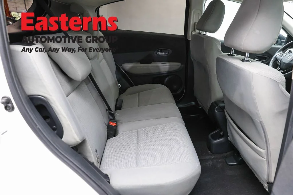 Used 2022 White Honda LX image 20