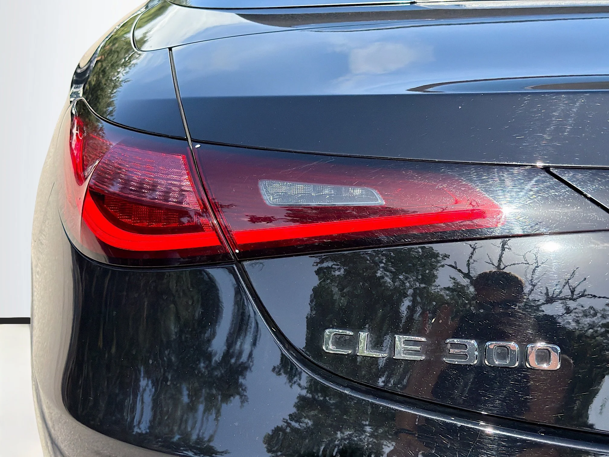 Used 2025 Obsidian Black Metallic Mercedes-Benz CLE 300 image 10