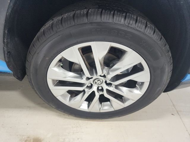 2021 Toyota RAV4 XLE Premium - Photo 41