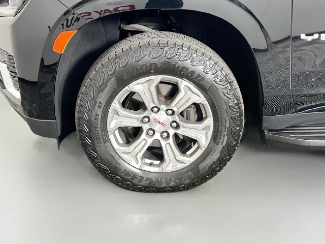 2022 GMC Yukon XL SLE - Photo 24