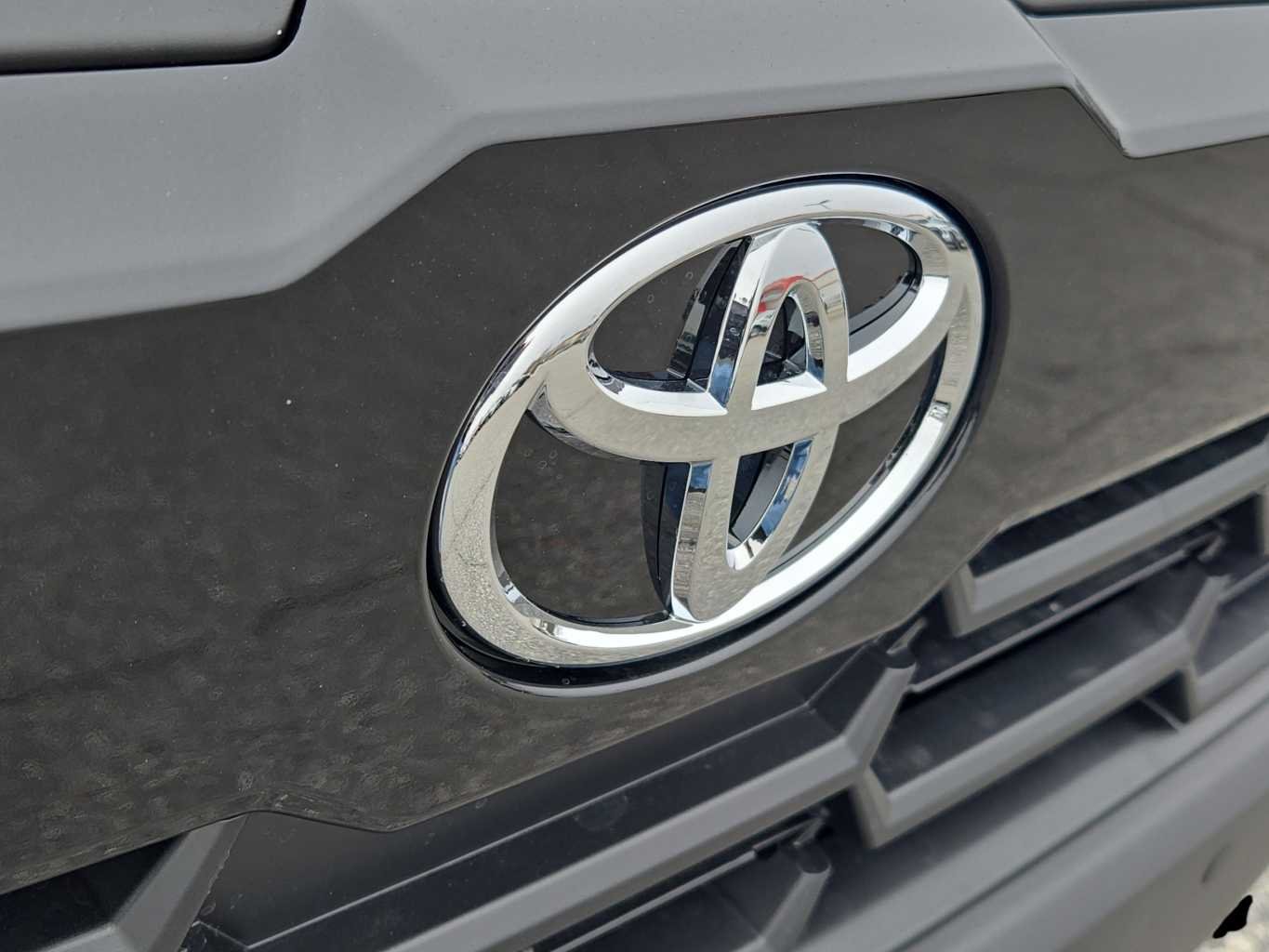 New 2026 Jet Black Toyota XLE image 16