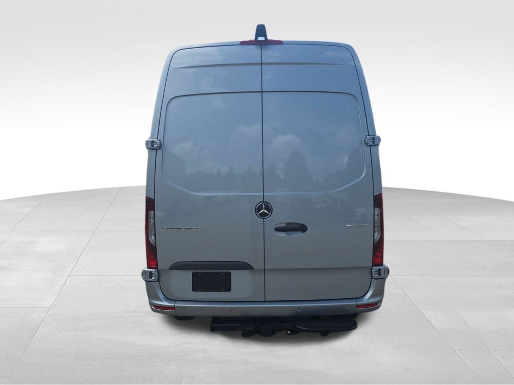 New 2026 high-tech silver metallic Mercedes-Benz Cargo 144 WB image 4