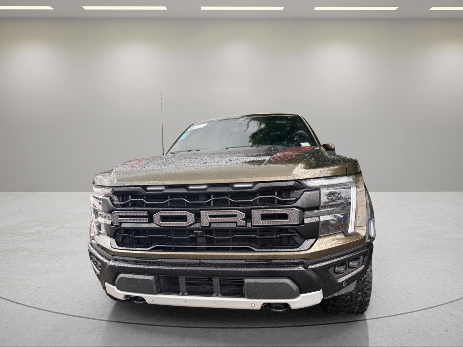 Used 2024 Shelter Green Ford Raptor image 7