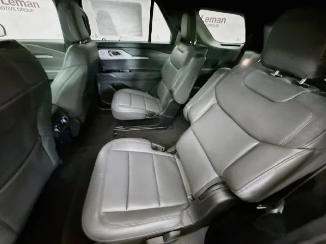 New 2027 Ruby Red Metallic Tinted Clearcoat Ford Active image 24