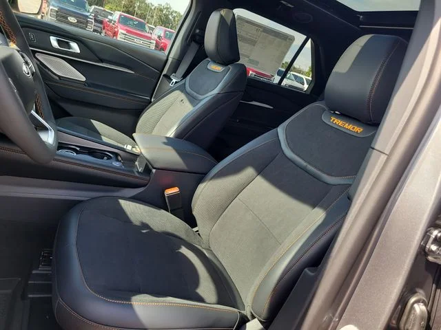 New 2027 Gray Metallic Ford Tremor image 21