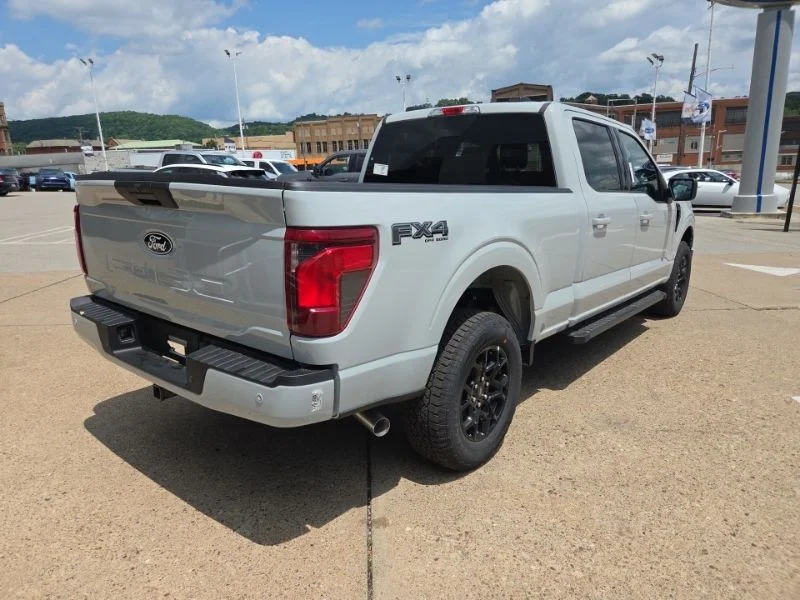 New 2026 Oxford White Ford F-250® XL image 7