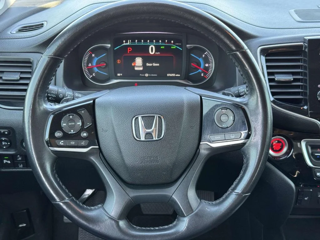 Used 2022 Gray Honda Touring image 18