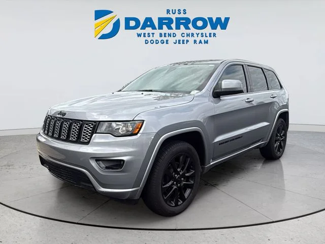 Certified Used 2020 Silver Jeep Altitude image 1