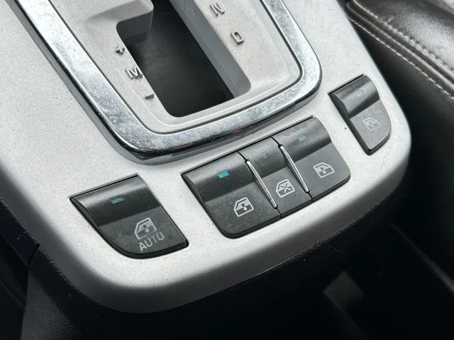 Used 2008 Blue Chevrolet Sport image 37