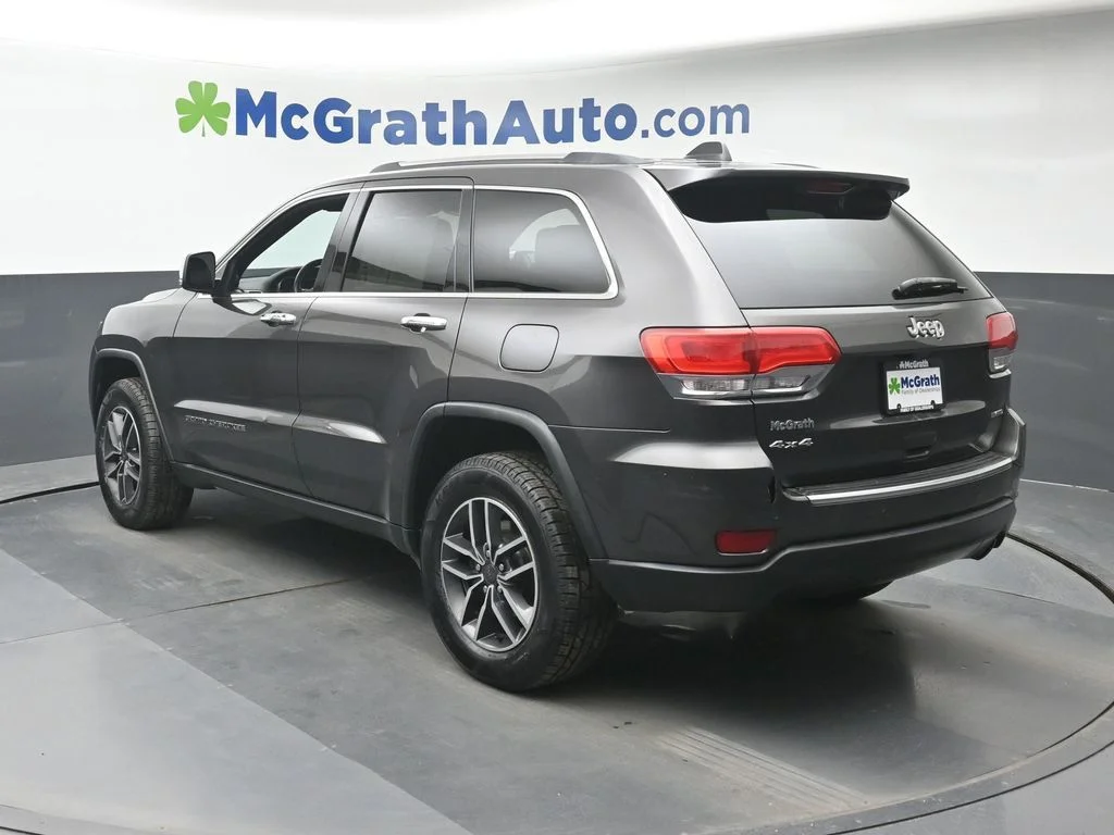 Used 2019 Gray Jeep Limited image 28