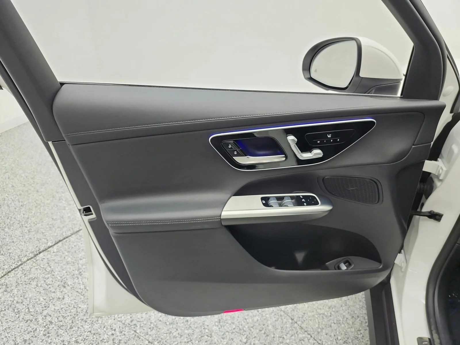 Certified Used 2024 Polar White Mercedes-Benz GLC 300 image 15