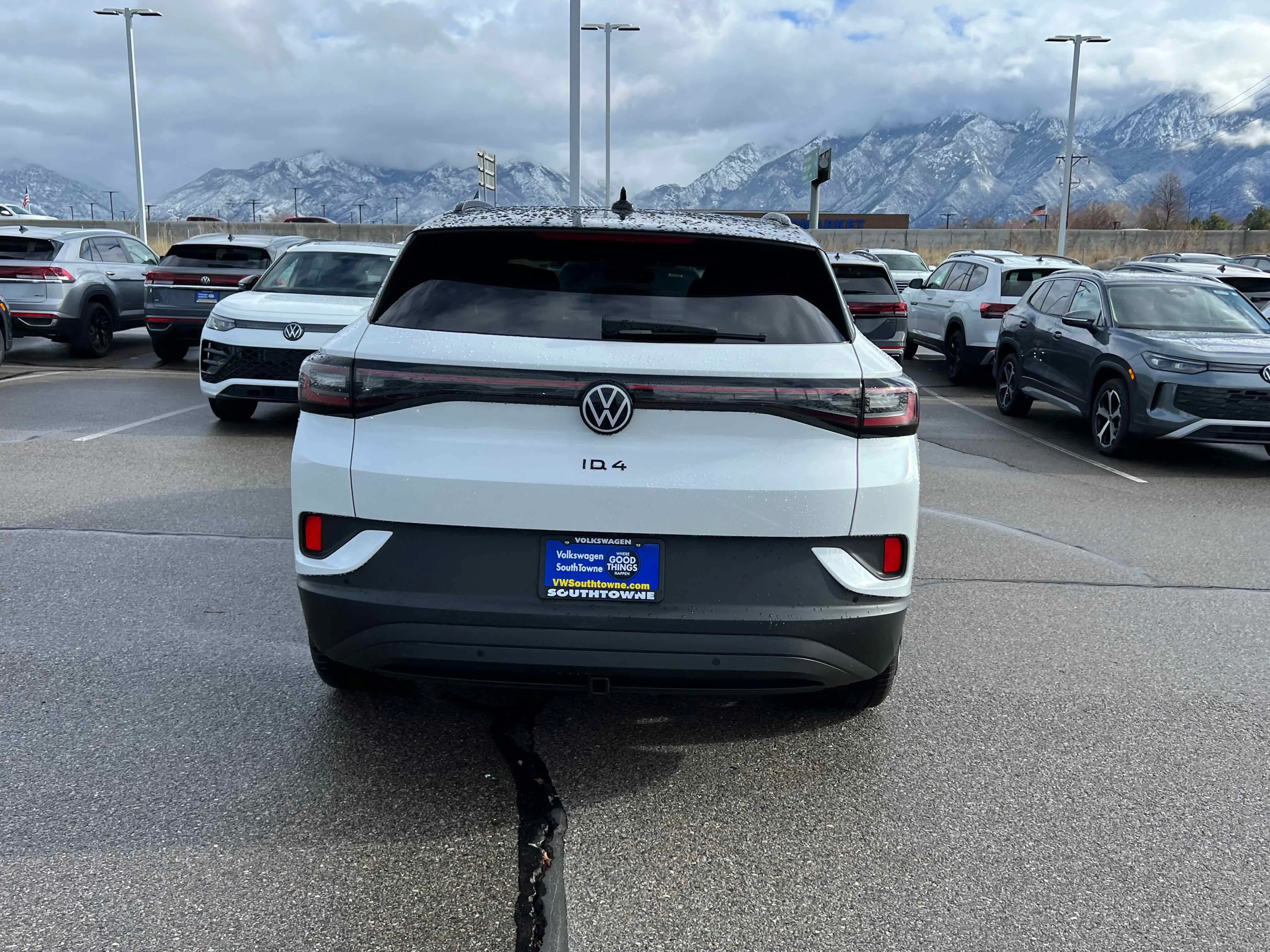 New 2026 Opal White Volkswagen Pro S Plus image 10