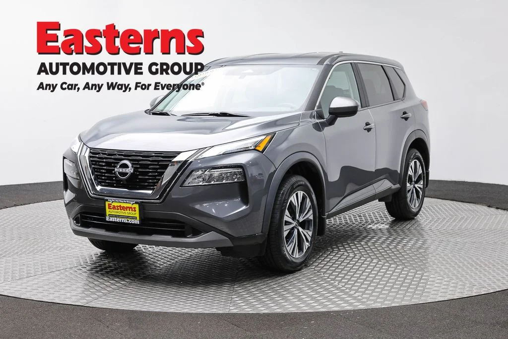 Used 2023 Gray Nissan SV image 1