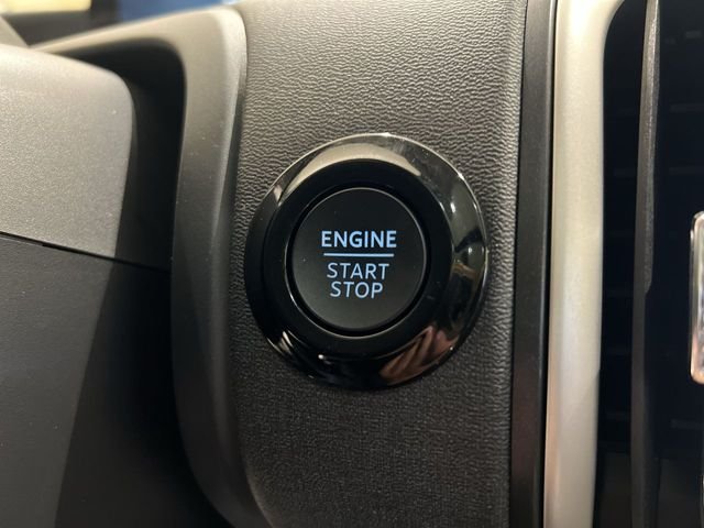 Used 2025 White Ford Active image 16