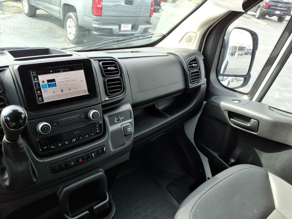 Used 2025 White Ram High Roof image 12