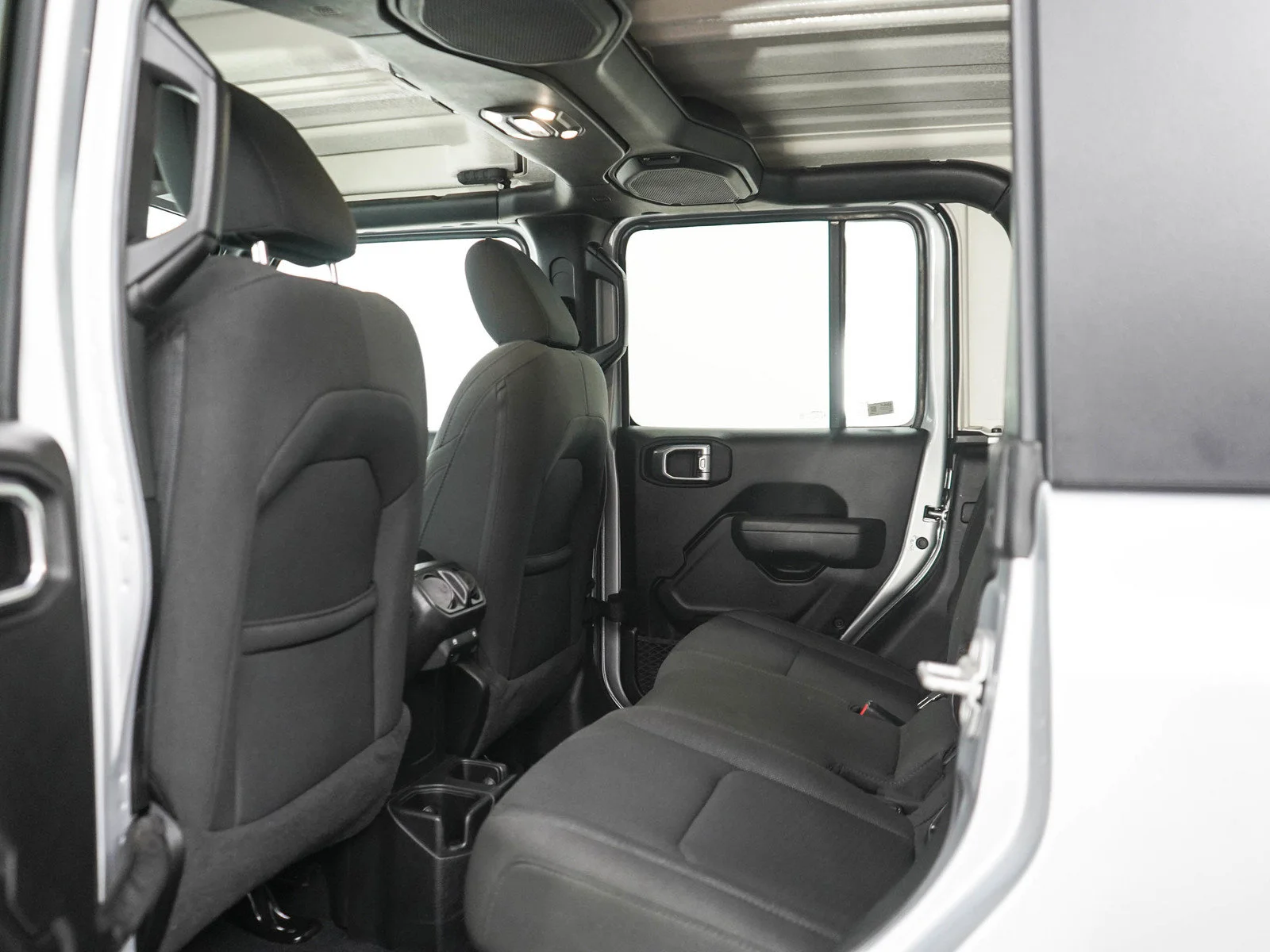 Used 2023 Silver Zynith Clearcoat Jeep Willys image 17