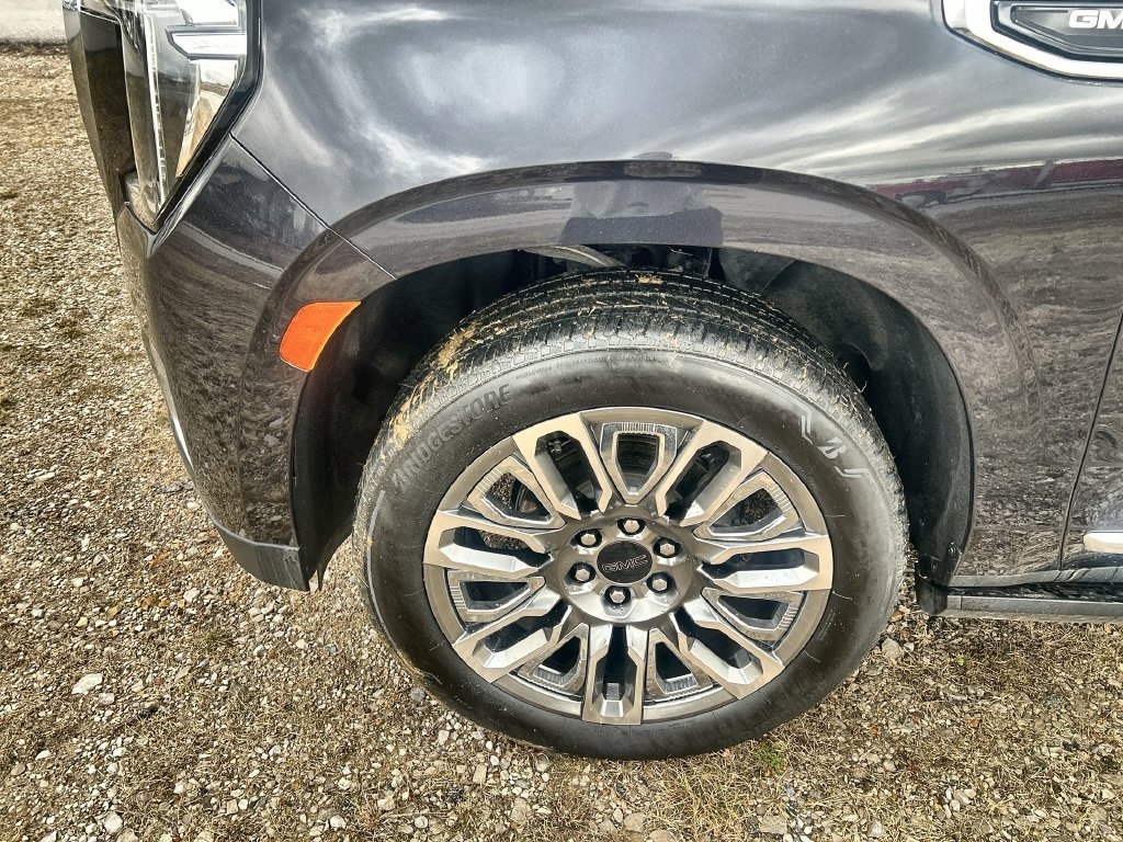 Used 2023 Gray GMC Denali image 16