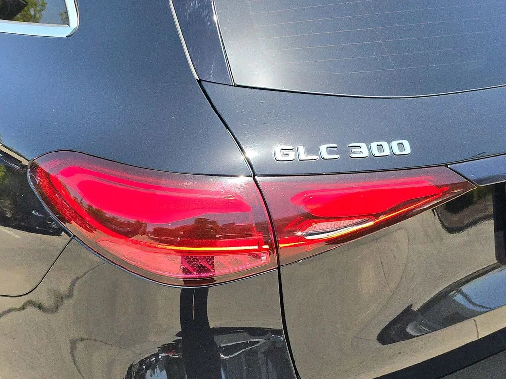 2024 Mercedes-Benz GLC GLC 300 - Photo 37