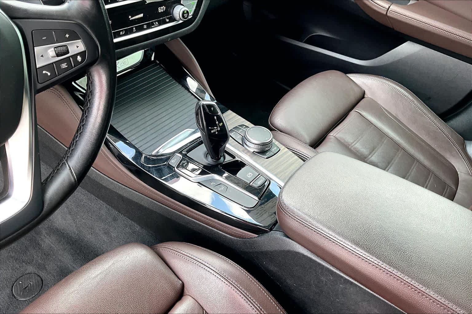 Used 2020 Phytonic Blue Metallic BMW xDrive30i image 17