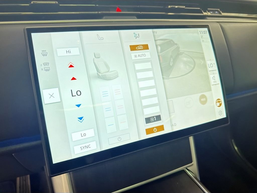 2025 Land Rover Range Rover SE - Photo 17