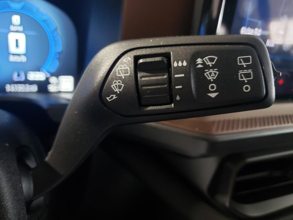 Used 2025 Shadow Black Ford Outer Banks image 24
