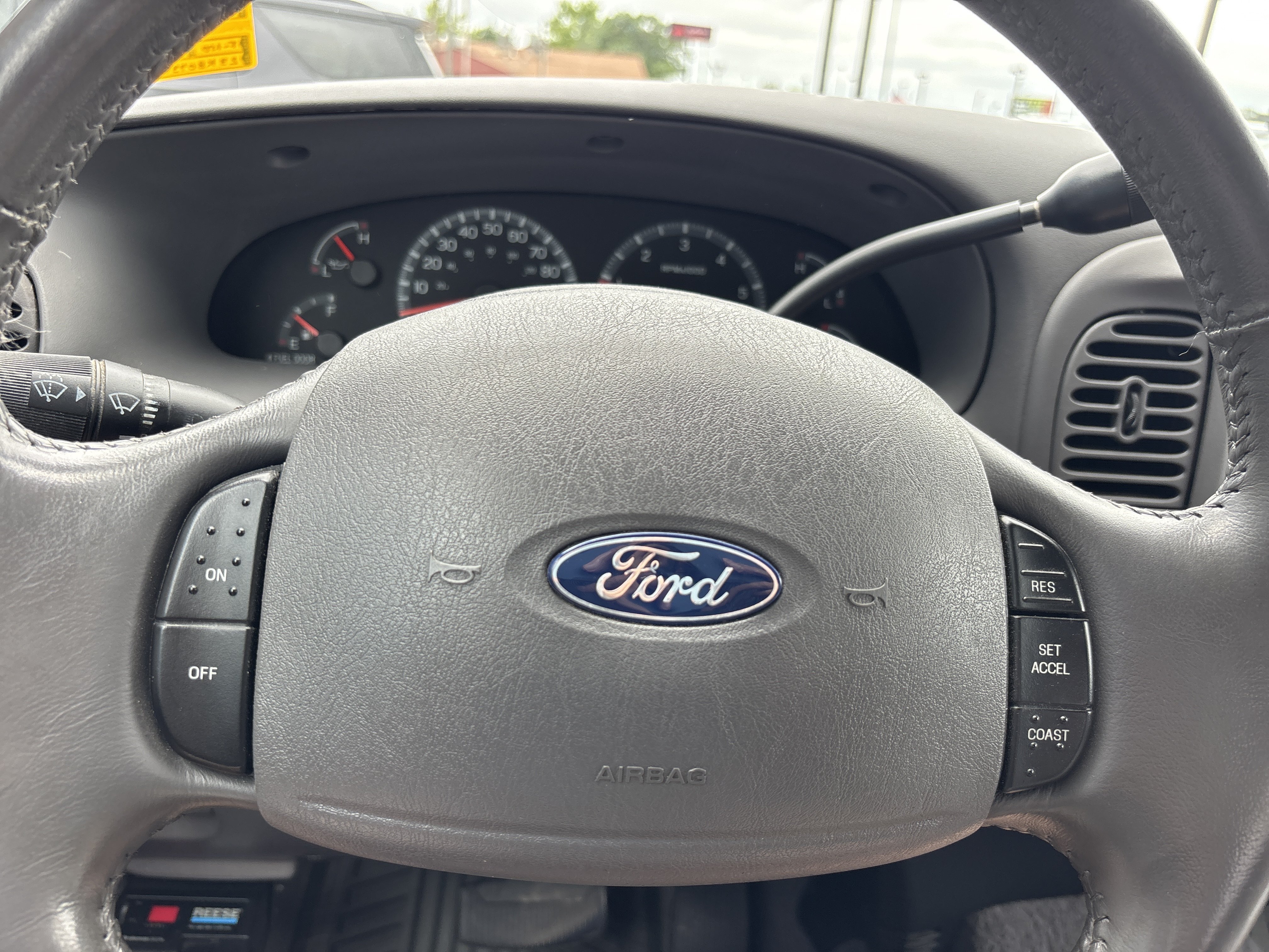 Used 2003 Gray Ford XLT image 24