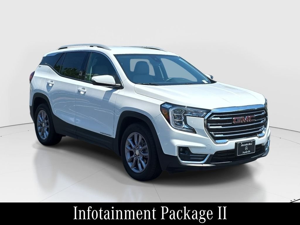 Used 2023 White GMC SLT image 3