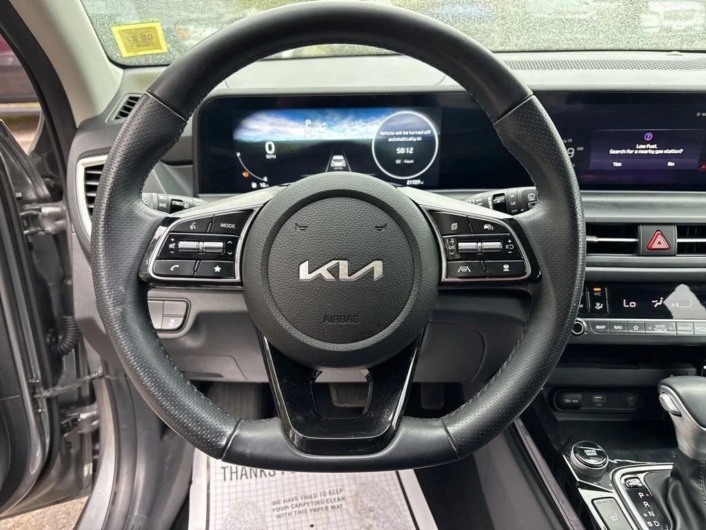 Used 2024 Gray Kia SX image 18