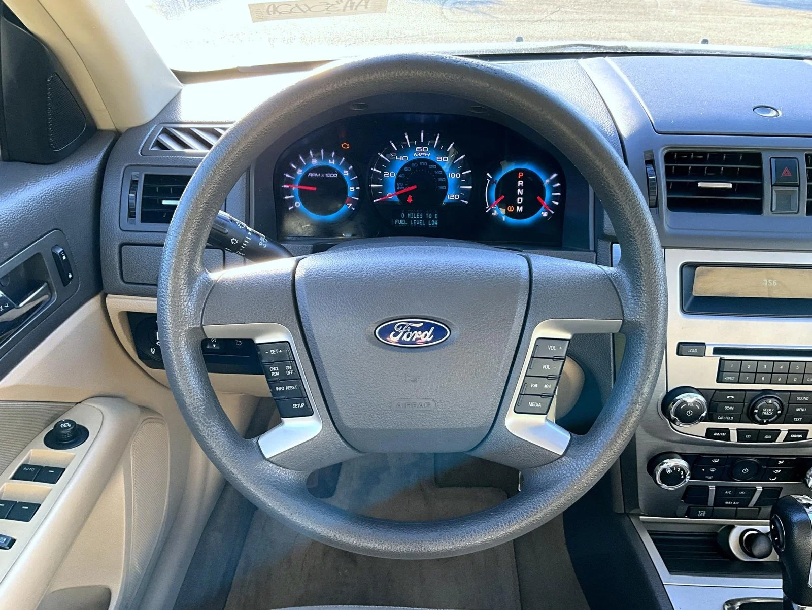 Used 2012 White Ford SE image 12