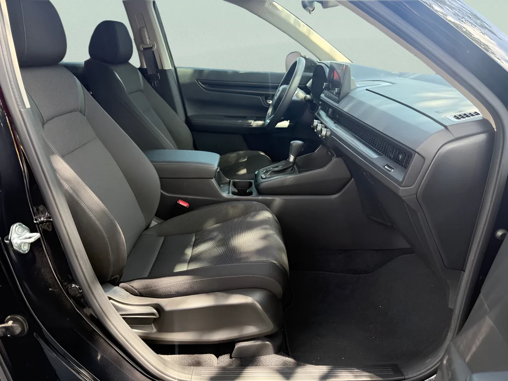 2024 Honda CR-V LX - Photo 14
