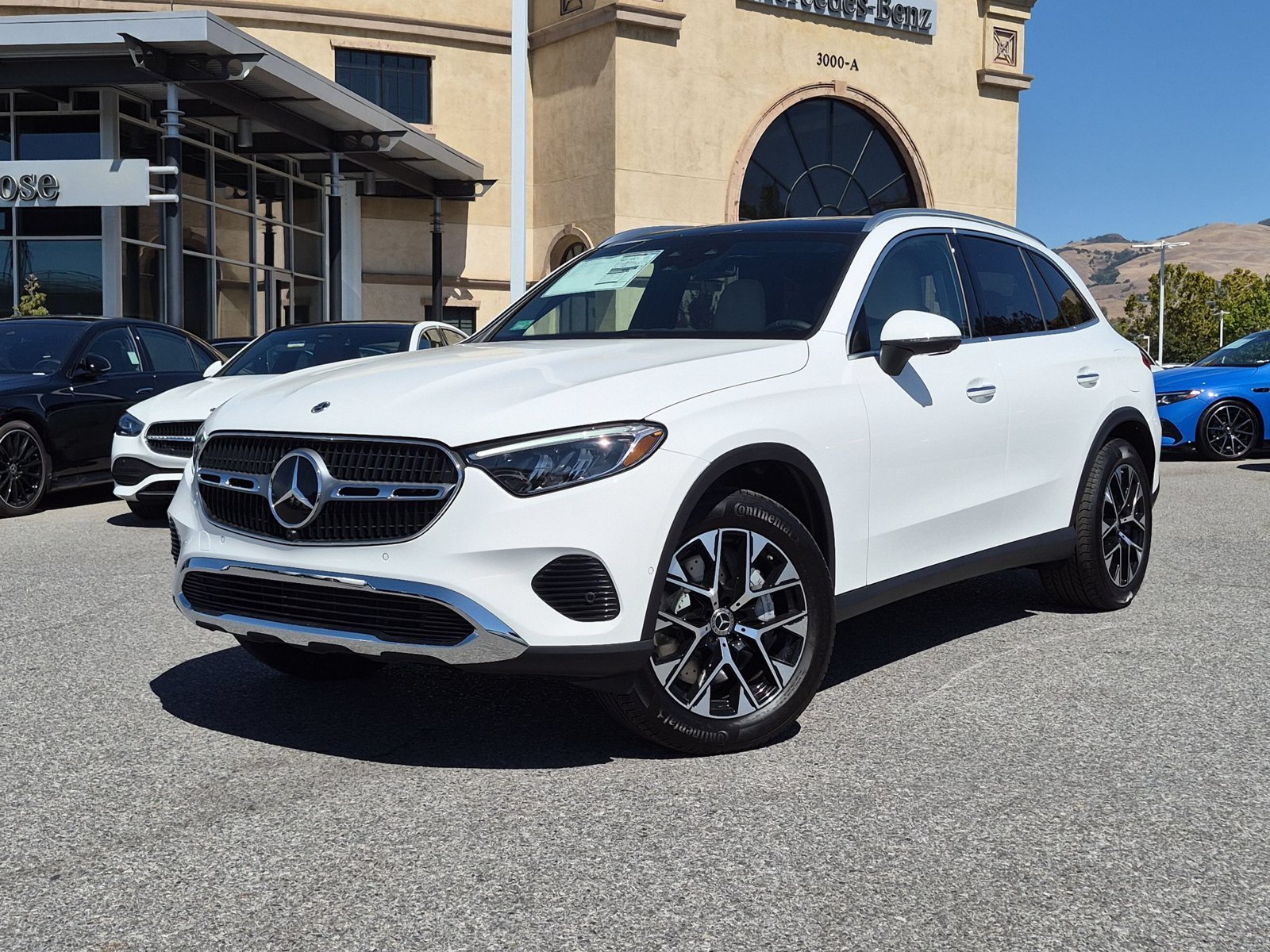 New 2027 Polar White Mercedes-Benz GLC 350e image 1