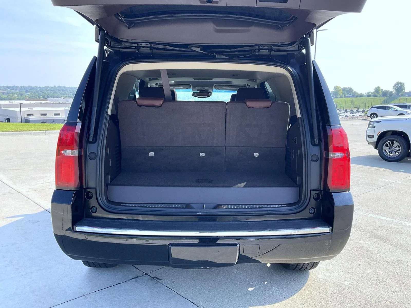 Used 2018 Black Chevrolet Premier image 9