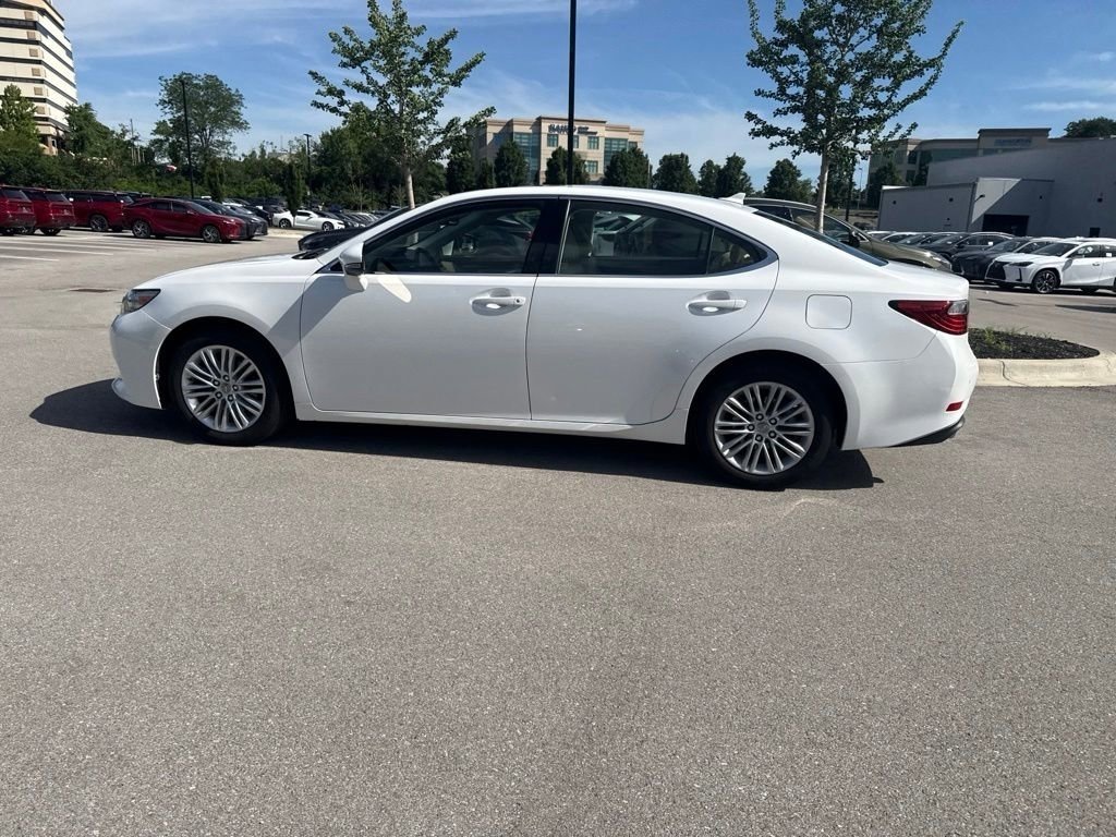 Used 2014 Starfire Pearl Lexus 350 image 6
